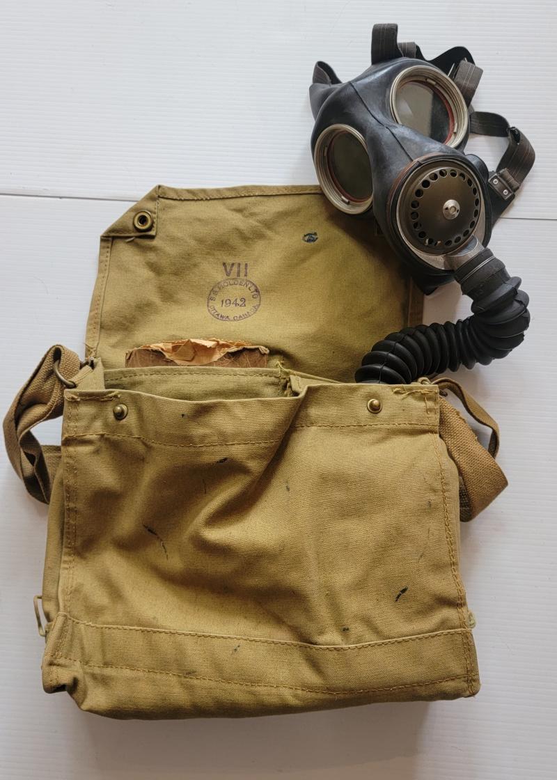 No2 Mk Vll Gas Mask Dated 1942