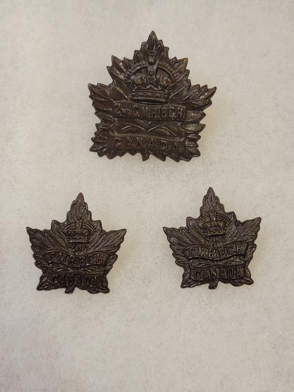 2nd CMR Cap Badges and Collars