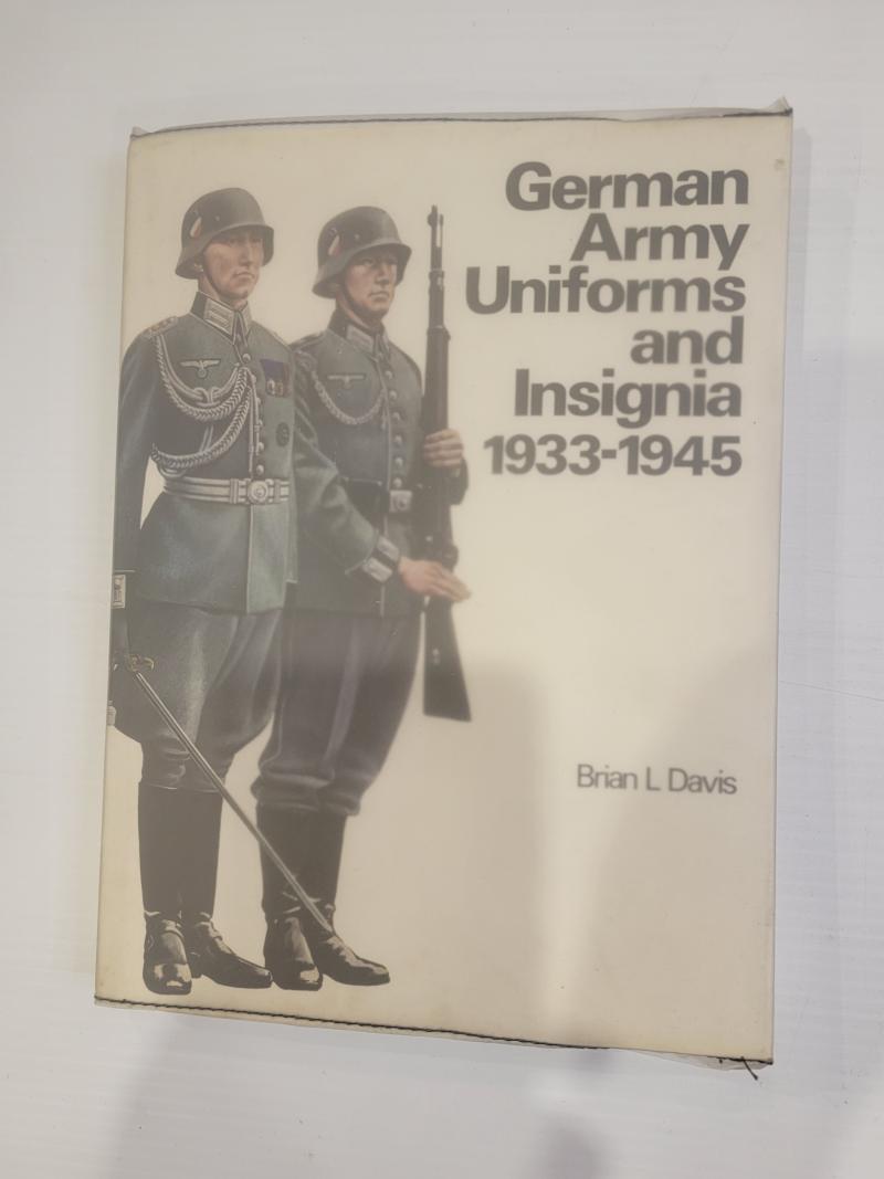 German Army Uniforms and Insignia 1933-1945