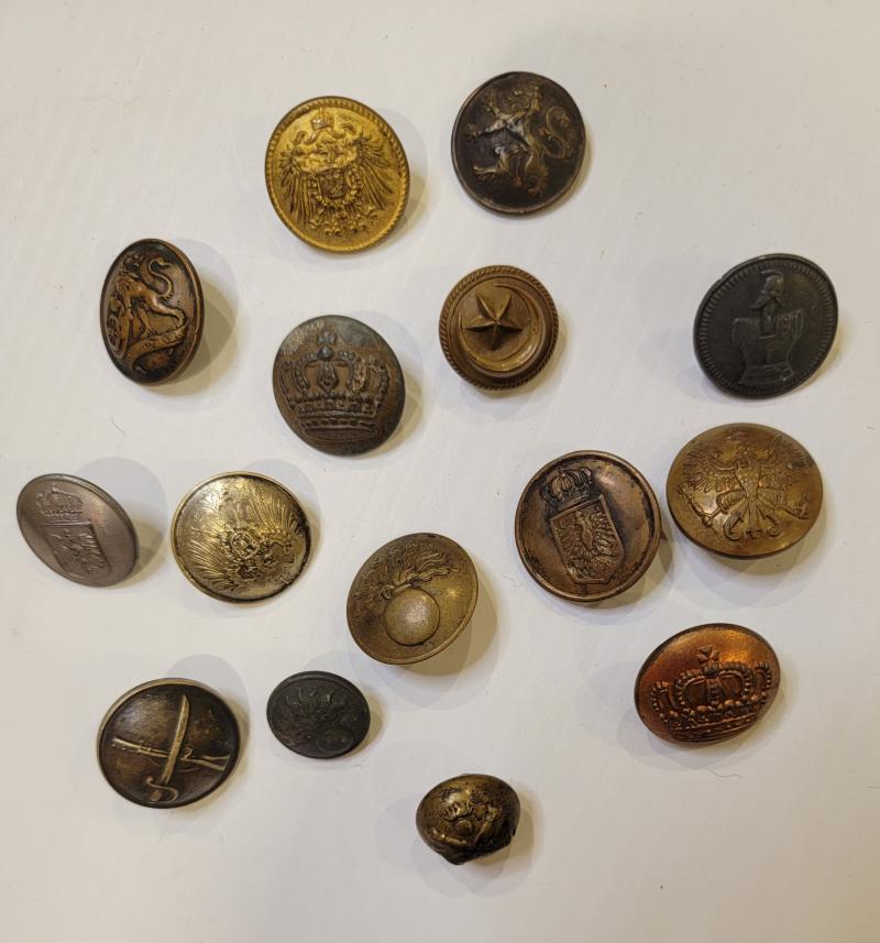 Lot of WWI Buttons from Different Nations